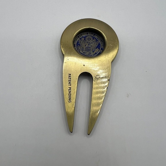 2006 U S Open Divot Repair and Ball Marker Winged Foot USGA - Picture 2 of 7